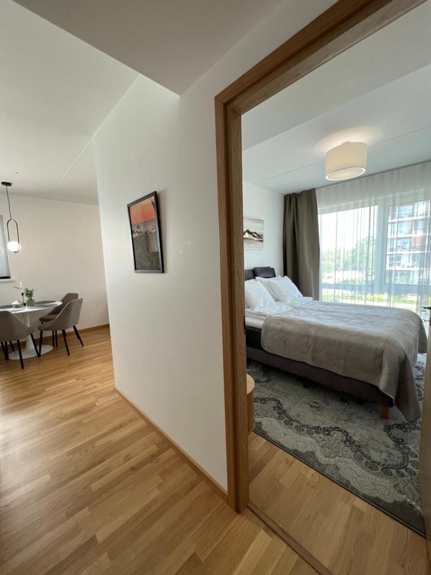 Riverside Apartment Тарту Экстерьер фото